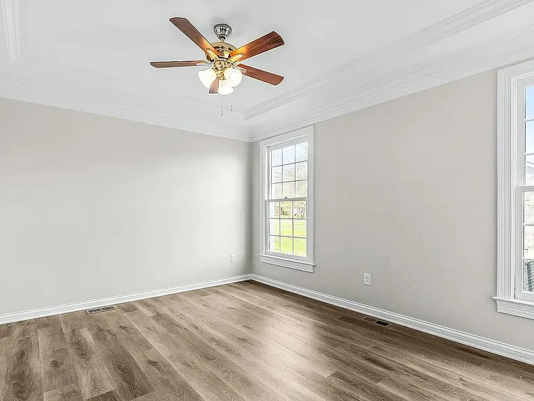 400 Newman Way — Photo 18