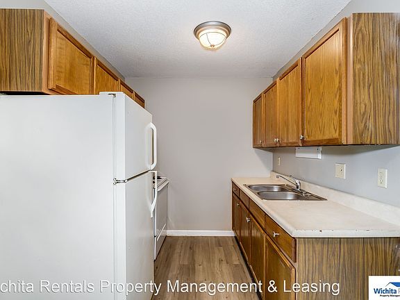 5th image of 3009 E Wilma St #305