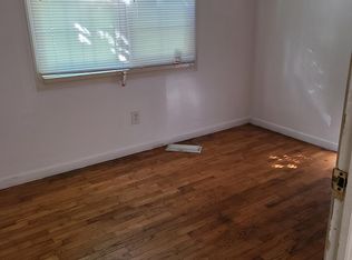 2909 W John St APT 2, Champaign, IL 61821