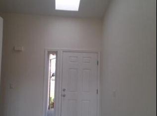 520 Maple St, Mount Angel, OR 97362