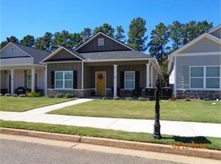 42 Courtyard Ln, Cartersville, GA 30120