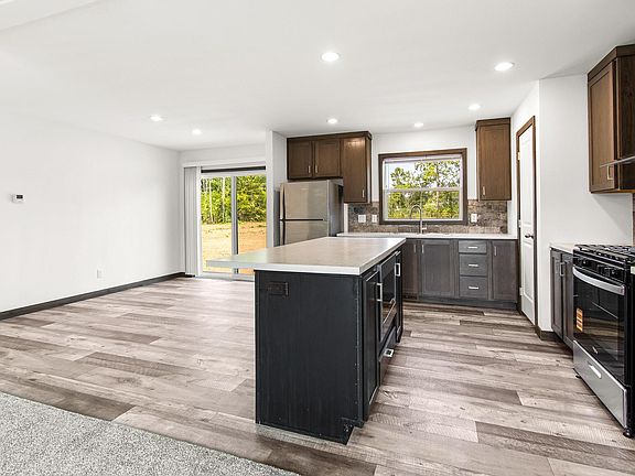 4th image of 108 Eagle Dr