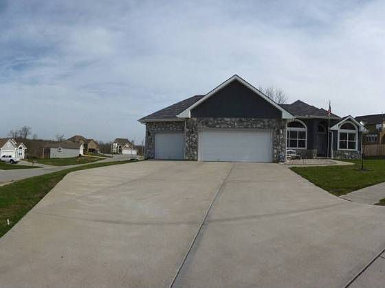 1st image of 3705 NW Chapman Dr