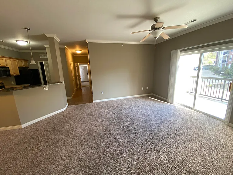 4100 W Worley St #7 — Photo 3