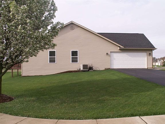 3rd image of 1817 Eden Pl