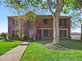 2604 Briarglen Dr, Pearland, TX 77581