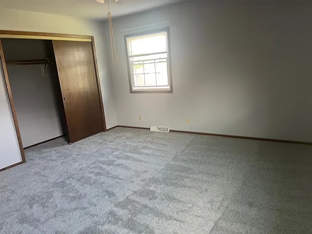 17695 Prince George Ct — Photo 6
