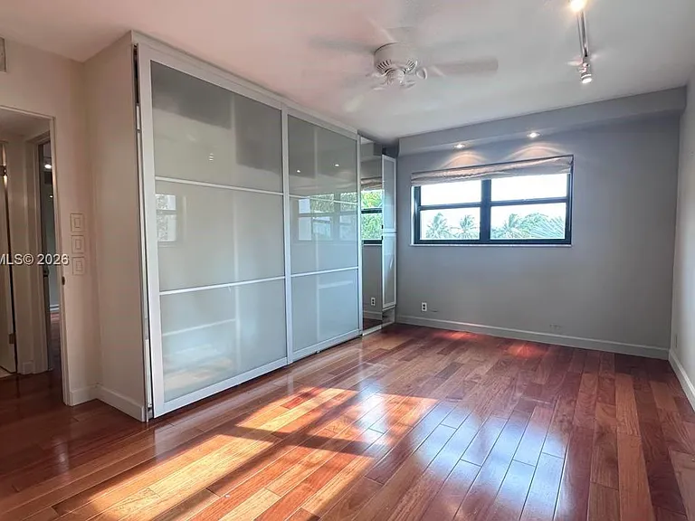 900 River Reach Dr #404 — Photo 9