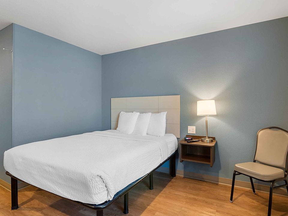 Studio Suite - 1 Queen Bed