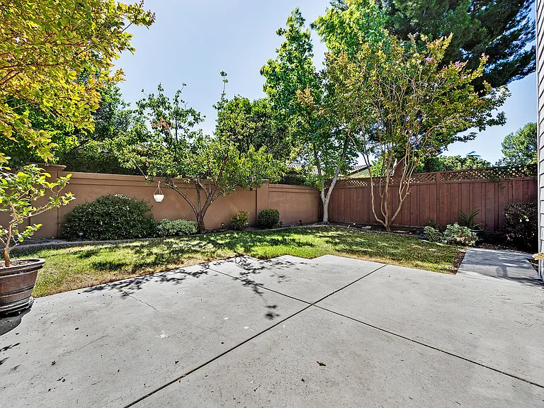 3218 W Las Positas Blvd — Photo 21