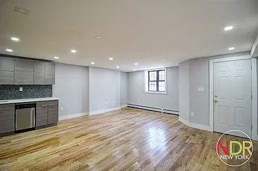 Rented by Next Door Realty NYC
