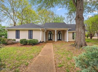 124 Sunnycrest Dr, Ridgeland, MS 39157