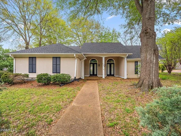 124 Sunnycrest Dr, Ridgeland, MS 39157