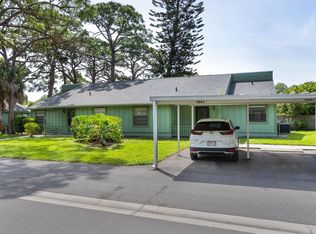 5061 Barrington Cir #1302, Sarasota, FL 34234