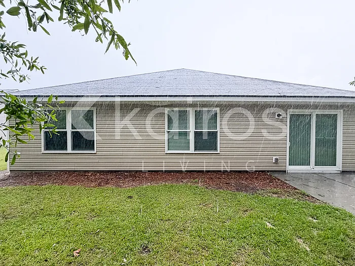 102 Bluff Rd — Photo 20