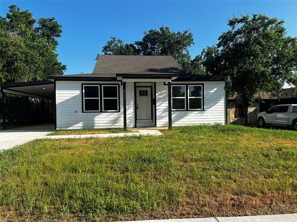 5633 Wainwright Dr, Fort Worth, TX 76112