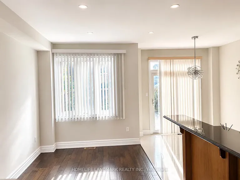 36 Alex Black St — Photo 3