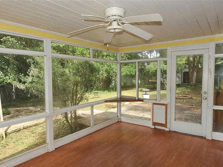 1410 NW 7th Rd — Photo 8