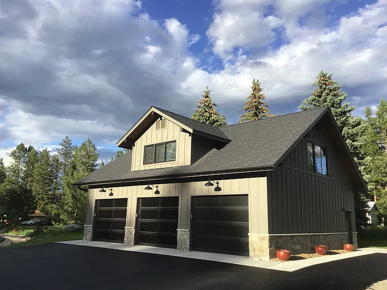 686 S Foys Lake Dr — Photo 1