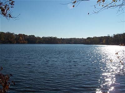 5th image of 11132 N Lake Shore Dr
