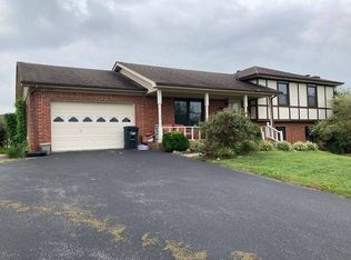 519 Scotts Ferry Rd, Burkesville, KY 42717