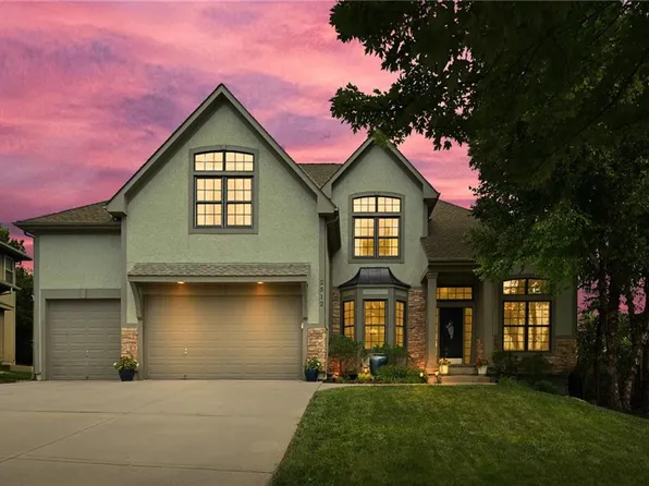 2512 W 145th St, Leawood, KS 66224