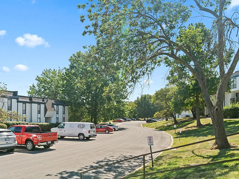 Coventry Park KC Apartments LLC - Condos — Photo 1