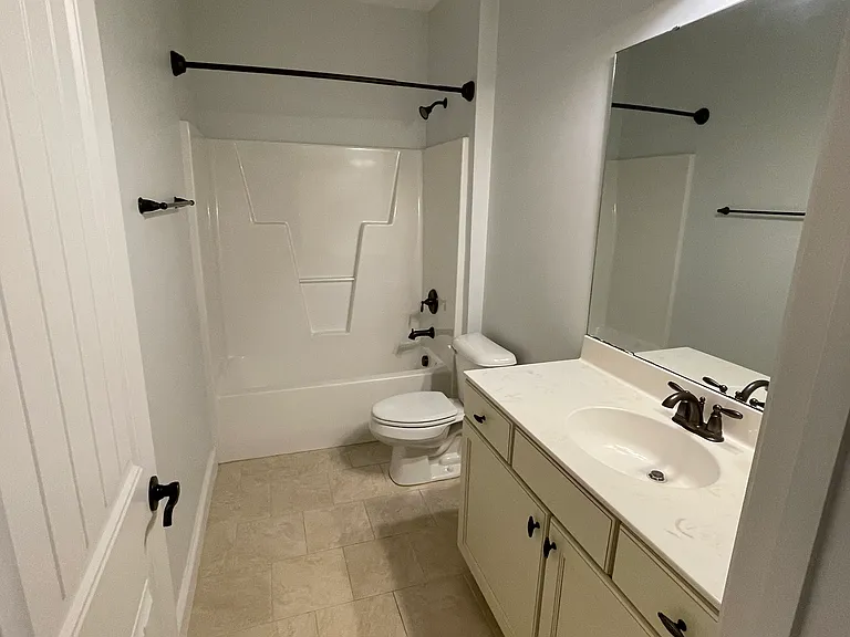 748 Carolina Ave — Photo 17