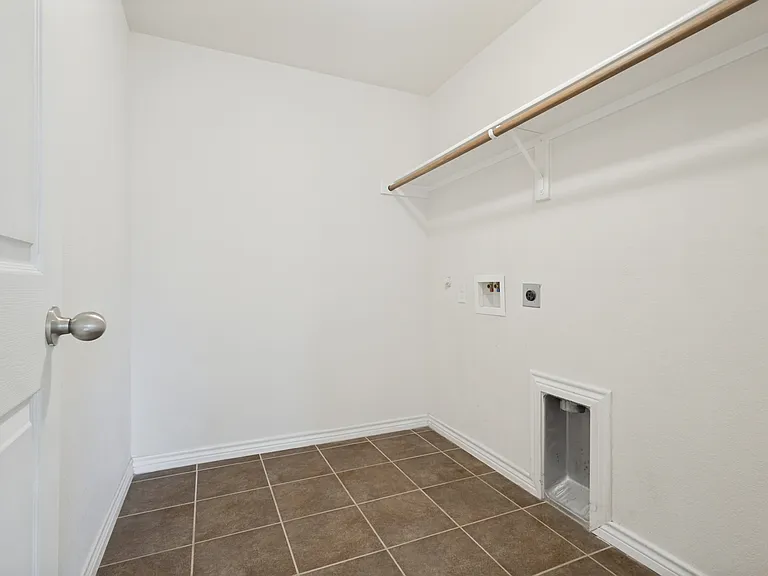 1212 Villa Paloma Blvd — Photo 22