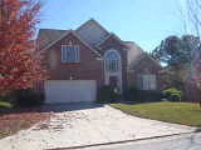 WELL MAINTAINED HOME