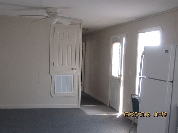 5 BB Living Area 20140827_08272014