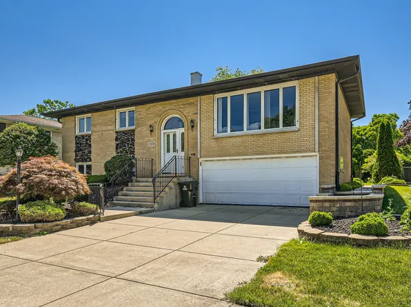 15220 Linden Dr, Oak Forest, IL 60452