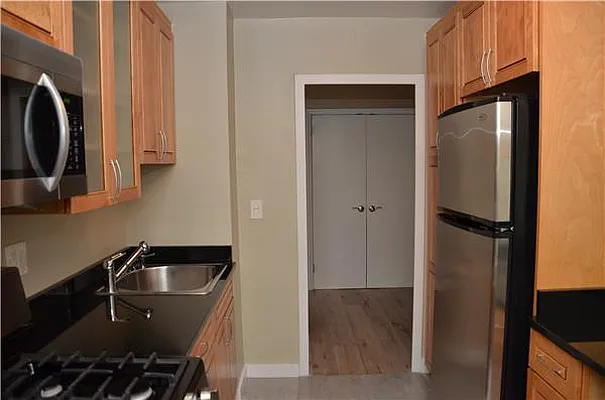 Rented by Nardoni Realty, Inc. | media 30