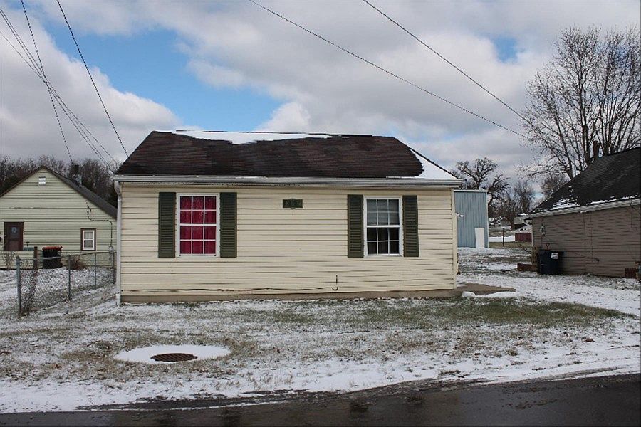 1st image of 868 Garfield Ave
