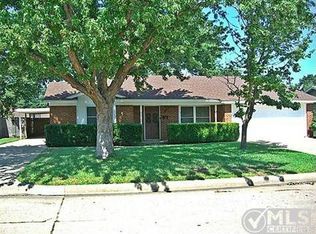 5504 Wentworth St, Fort Worth, TX 76132