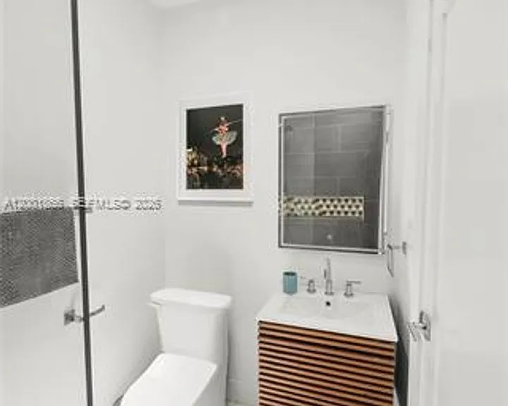 733 Michigan Ave #CU-6 — Photo 9