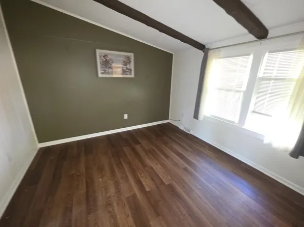 1083 Sams Way, Goodview, VA 24095