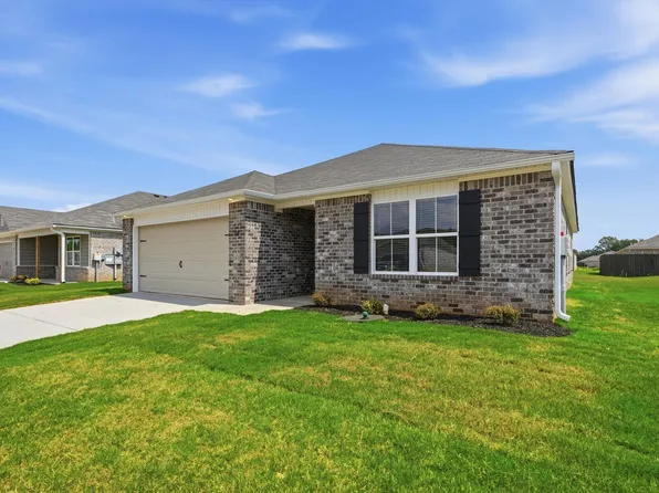 119 Coral Bells Rd, Toney, AL