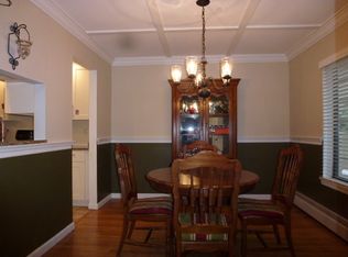 18 Manchester Ct, Chatham, NJ 07928