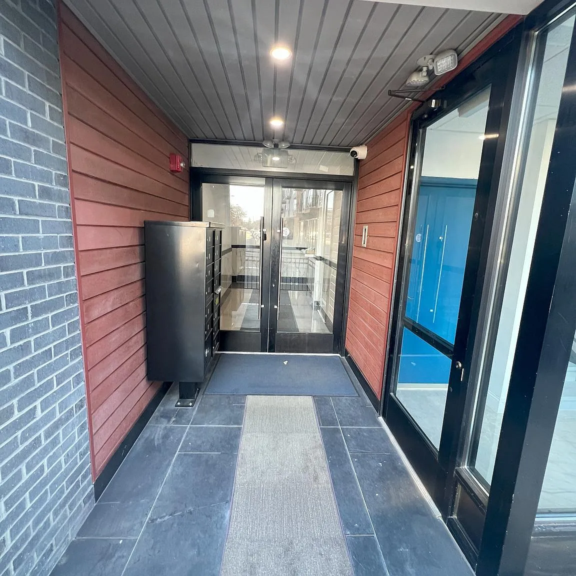 2 bed, $1,850 — Photo 3