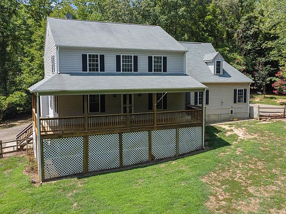 2nd image of 2201 Marengo Plantation Ln