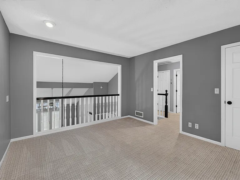 12044 Hemlock St — Photo 26