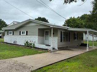 520 Myrtle St, Monett, MO 65708