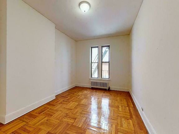4th image of 425 W 57th St #2EE