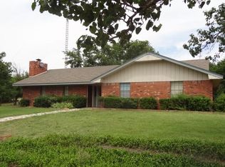 12520 N 2220th Rd, Rocky, OK 73661