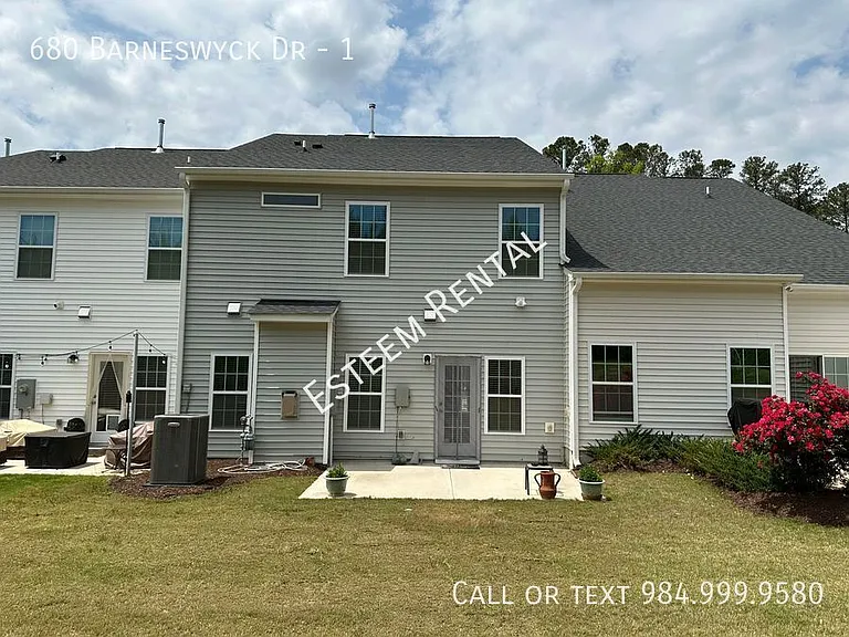 680 Barneswyck Dr #1 — Photo 33