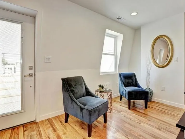 15 Bryant St NW — Photo 17