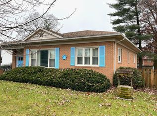 304 Jersey St, Brighton, IL 62012
