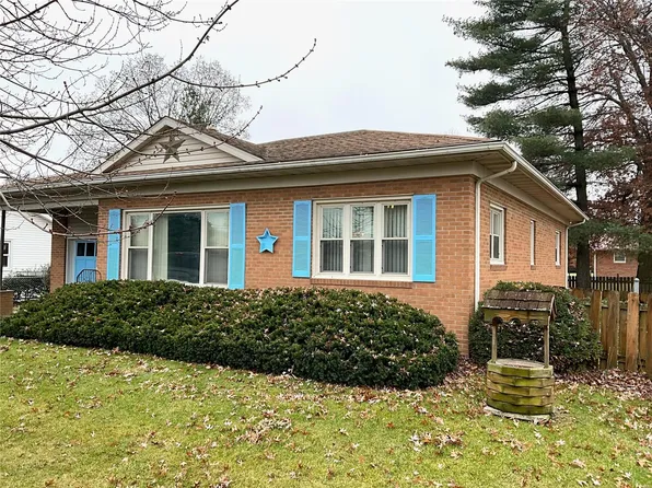 304 Jersey St, Brighton, IL 62012