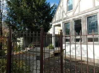 1092 Ridgedale Ave, Birmingham, MI 48009